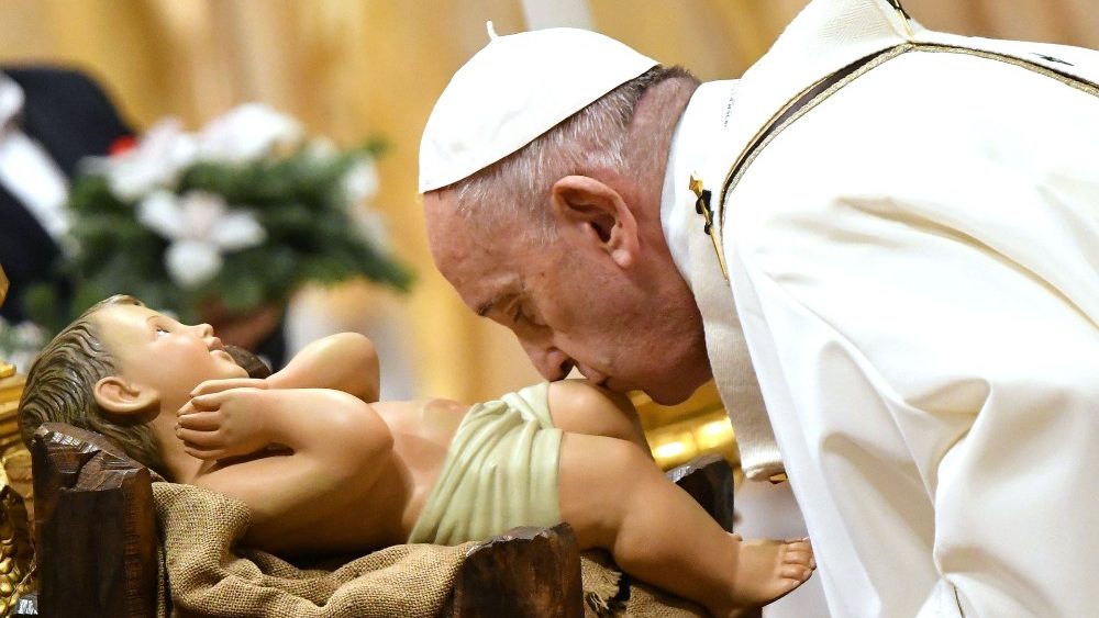 Papa Francisco na Noite de Natal: amar não é tempo perdido